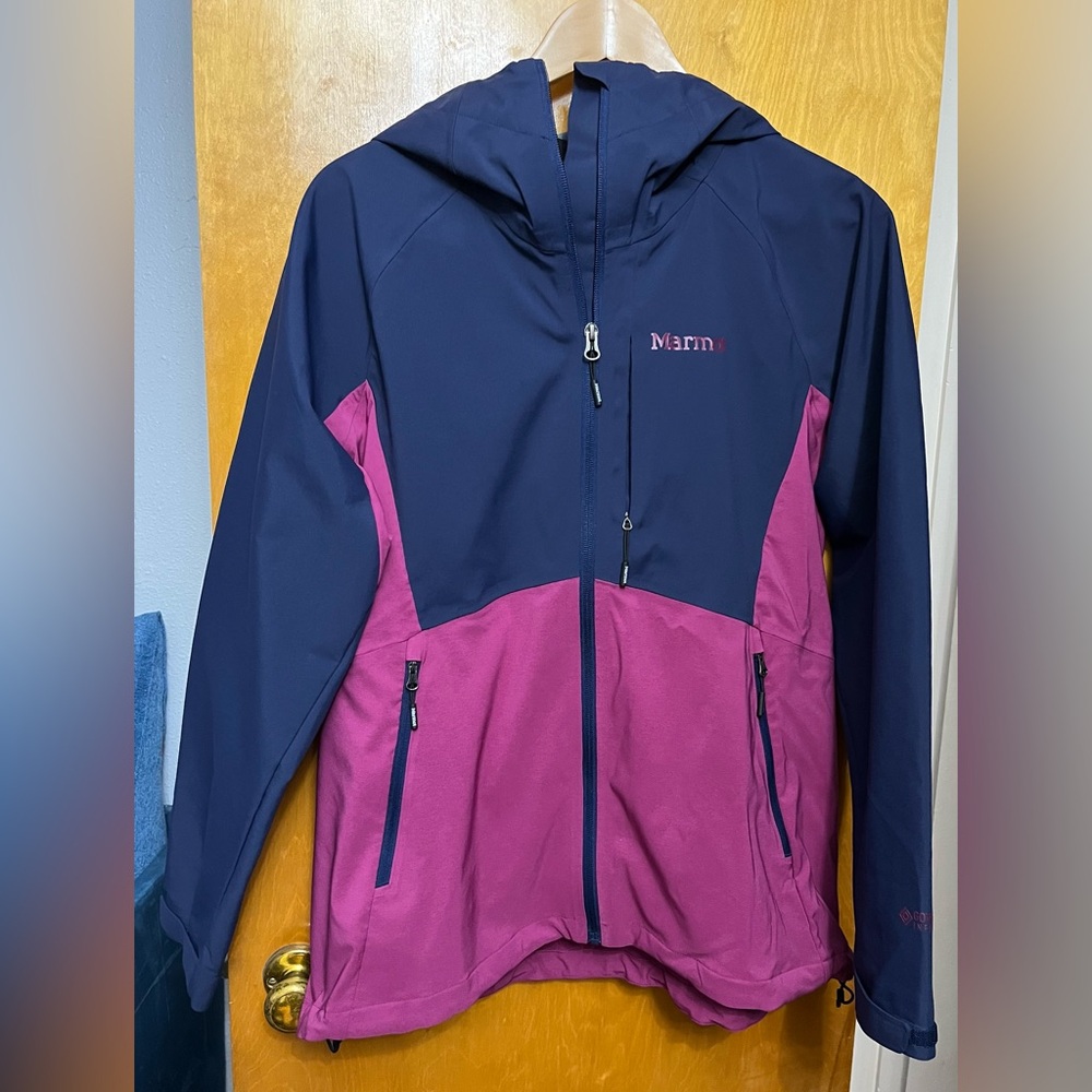 Spring! Marmot women’s hood jkt XL fuchsia/blue - gorgeous, practical-like new!